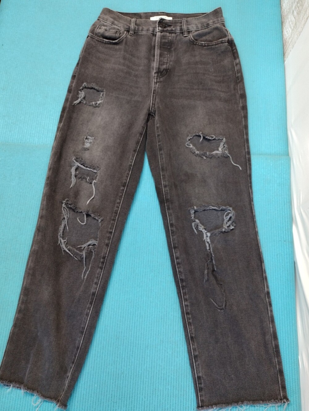 PacSun Women's Button Fly Ankle Raw Jeans Cropped - 25